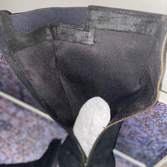 Below Knee small heel boots - Picture 5 of 5